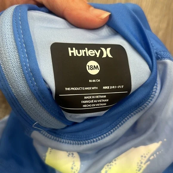 Hurley Swimsuit Rash guard - Picture 2 of 6